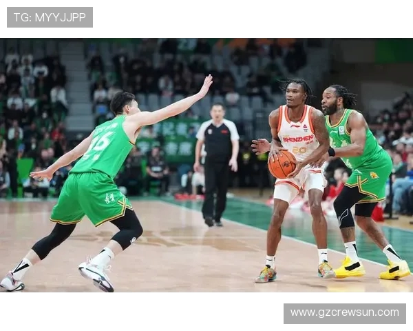 CBA联赛新篇章：年轻球员崭露头角，打造未来篮球盛宴